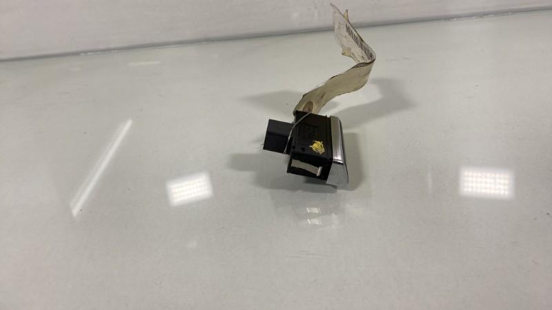 Bouton de warning VOLKSWAGEN SHARAN 2 PHASE 1 Diesel - 1