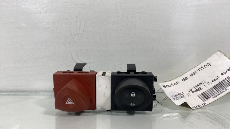 Bouton de warning RENAULT MEGANE 2 PHASE 1 Diesel - 1