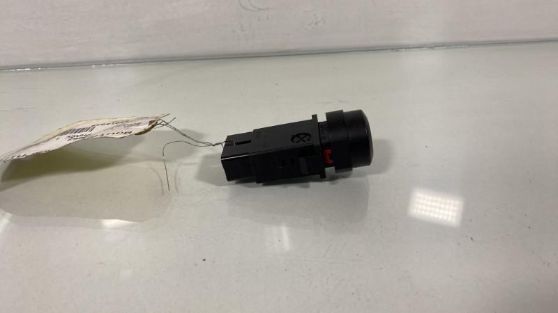 Bouton de warning KIA SORENTO 1 PHASE 1 Diesel - 1