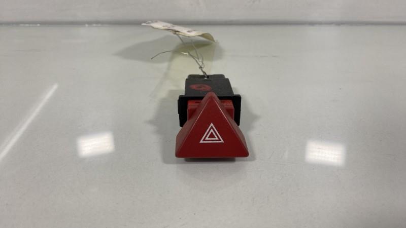 Bouton de warning KIA PICANTO 1 PHASE 2 Essence - 1