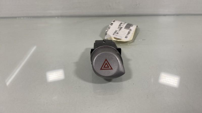 Bouton de warning HYUNDAI I 20 1 PHASE 1 Diesel - 1