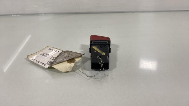 Bouton de warning HYUNDAI TUCSON 1 Diesel - 1