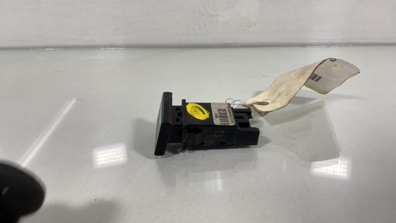 Bouton de warning HYUNDAI IX 35 PHASE 1 Diesel - 1