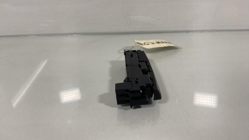 Bouton de warning OPEL MOKKA 1 PHASE 1 Diesel - 1
