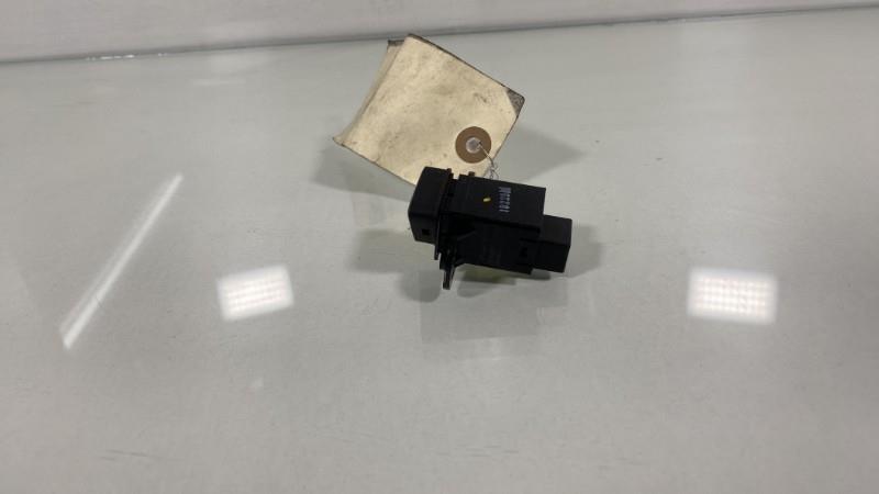 Bouton de warning CHEVROLET AVEO 2 Essence - 1