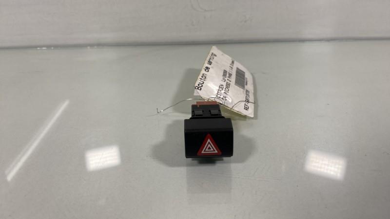 Bouton de warning CITROEN C4 PICASSO 2 PHASE 1 Diesel - 1