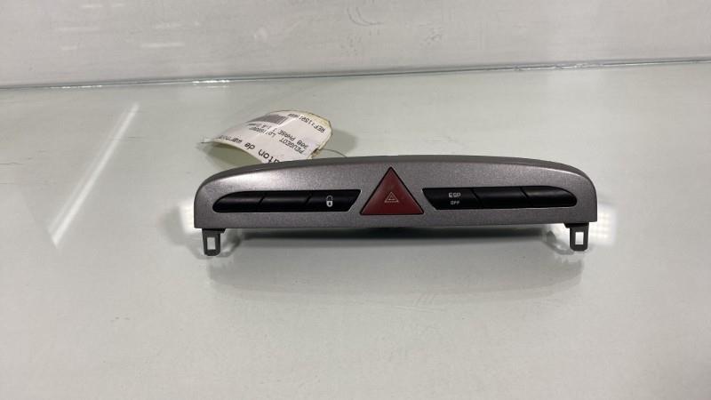 Bouton de warning PEUGEOT 308 1 PHASE 1 Diesel - 1