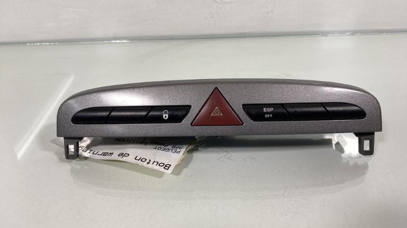 Bouton de warning PEUGEOT 308 1 PHASE 1 Diesel - 1