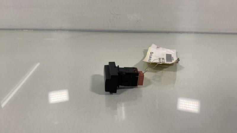 Bouton de warning PEUGEOT EXPERT 3 PHASE 1 Diesel - 1