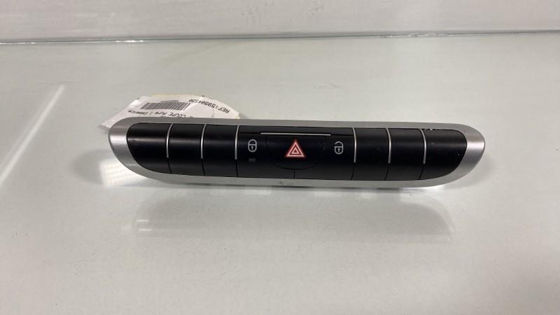 Bouton de warning SMART FORTWO 2 COUPE Essence - 1
