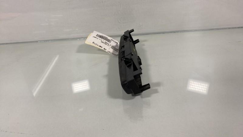 Bouton de warning MERCEDES SPRINTER 2 PHASE 1 Diesel - 1