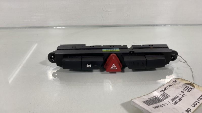 Bouton de warning KIA CEE-D 1 PHASE 1 Diesel - 1