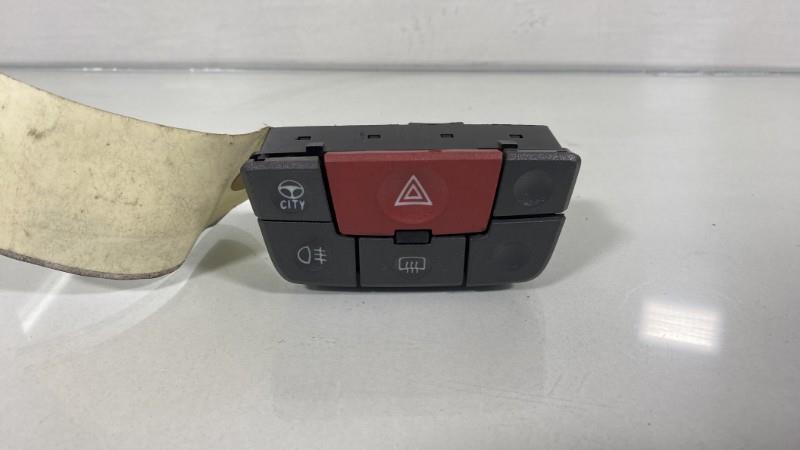 Bouton de warning FIAT PANDA 2 PHASE 1 Diesel - 1