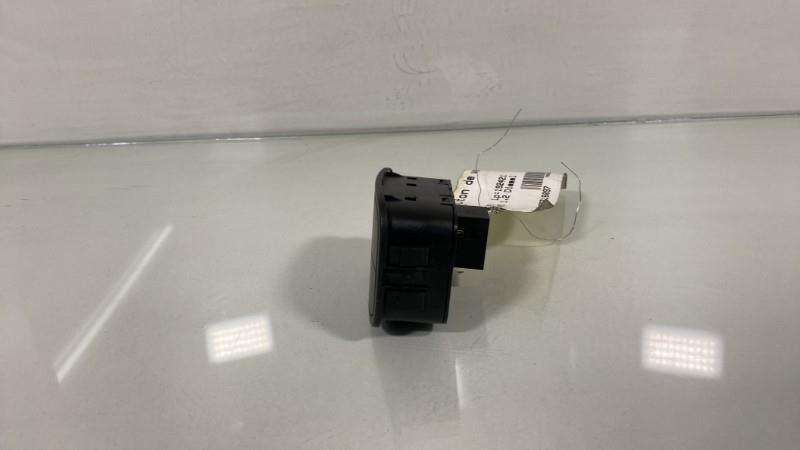 Bouton de warning FIAT QUBO Diesel - 1