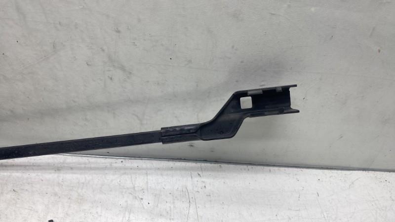 Braccio tergicristallo anteriore destro VOLKSWAGEN POLO 6 PHASE 1 Gasolina - 1