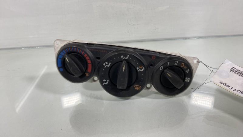 Commande chauffage FORD FOCUS 1 Diesel - 1