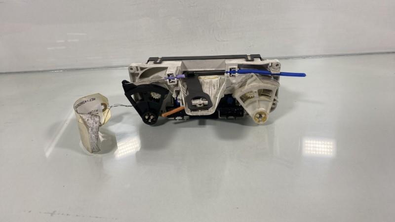 Commande chauffage NISSAN MICRA 3 PHASE 1 Essence - 1