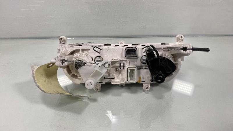 Commande chauffage RENAULT CLIO 4 PHASE 2 Essence - 1