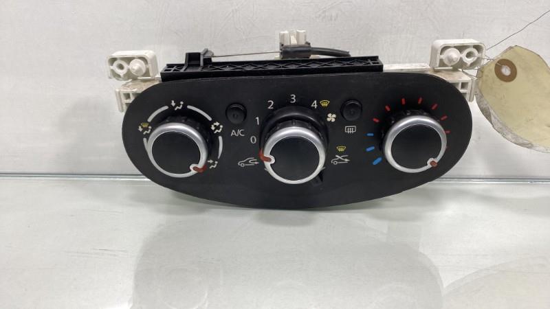 Commande chauffage RENAULT TWINGO 3 PHASE 1 Essence - 1
