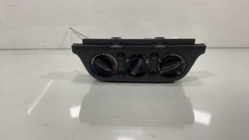 Commande chauffage SUZUKI SWIFT 3 Essence - 1