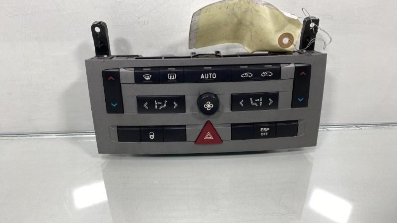 Commande chauffage PEUGEOT 407 PHASE 1 Diesel - 1