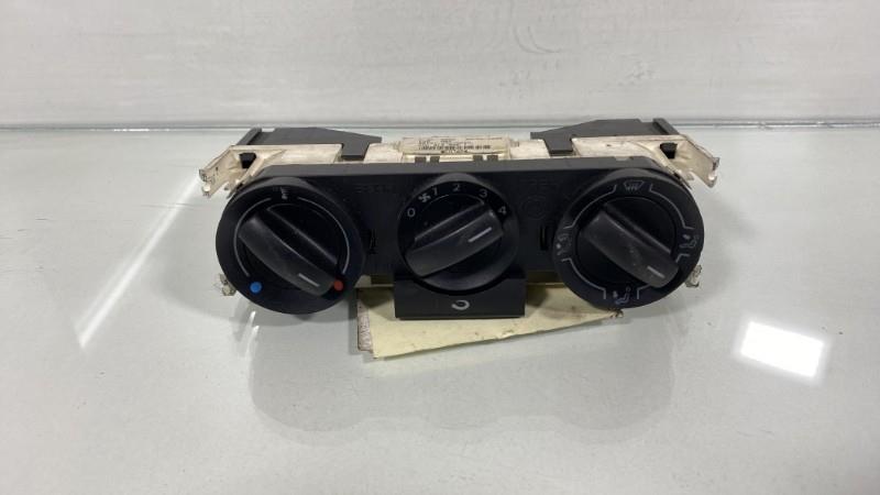 Commande chauffage VOLKSWAGEN FOX Essence - 1