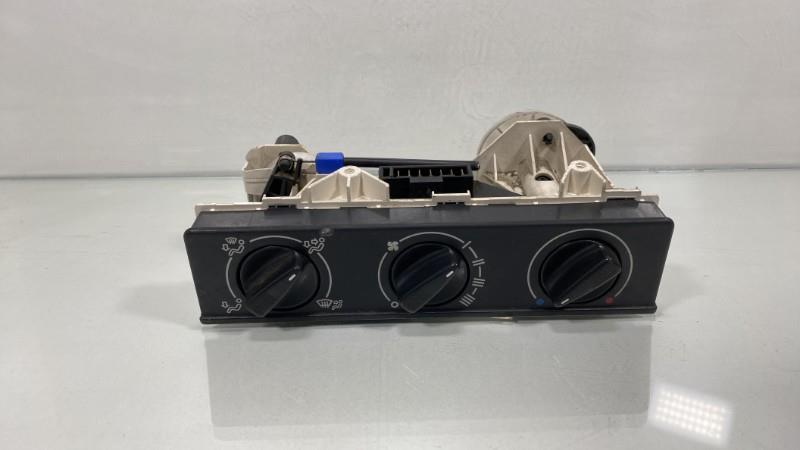 Commande chauffage SKODA FELICIA PHASE 1 BREAK Essence - 1