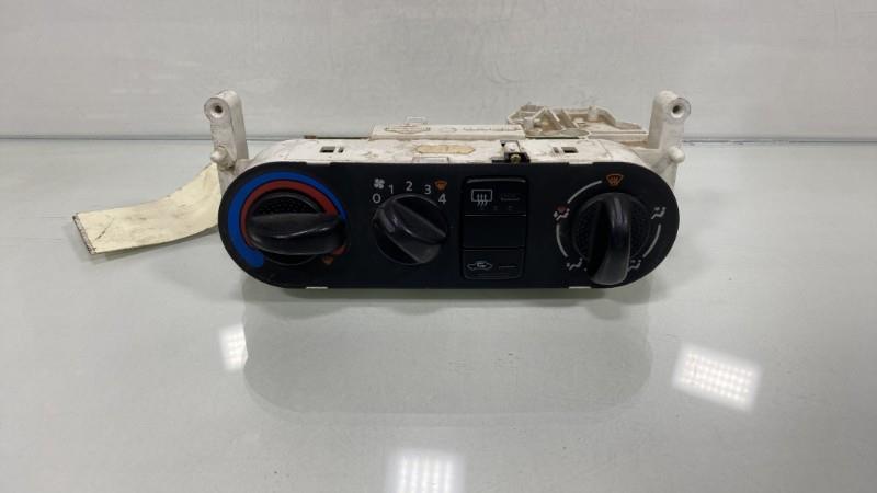 Commande chauffage NISSAN ALMERA 2 PHASE 1 Essence - 1