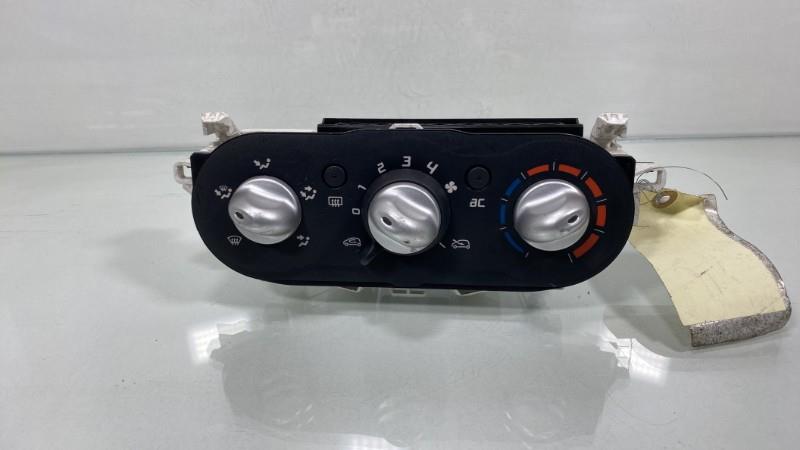 Commande chauffage RENAULT TWINGO 2 PHASE 2 Essence - 1