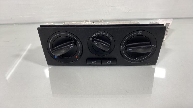 Commande chauffage VOLKSWAGEN POLO 3 PHASE 2 Essence - 1