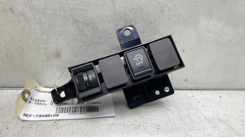 Commande de phare NISSAN X-TRAIL 3 PHASE 2 Diesel - 1