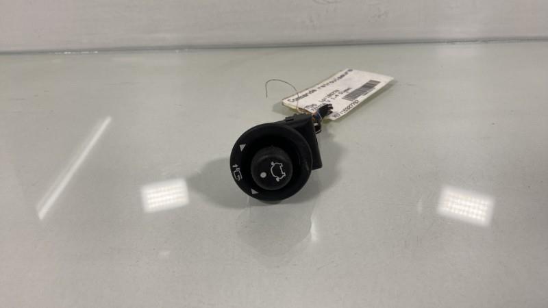 Commande retroviseurs FORD FIESTA 5 PHASE 2 Diesel - 1
