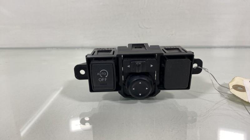 Commande retroviseurs NISSAN NOTE 2 Essence - 1