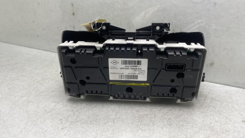Compteur RENAULT CLIO 4 PHASE 1 Essence - 1