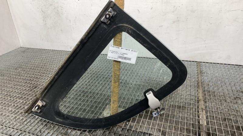 Ventanilla triangular trasera derecha MITSUBISHI L 200 3 Diésel - 1
