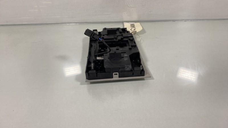 Luce di cortesia VOLKSWAGEN POLO 6 PHASE 1 Gasolina - 1