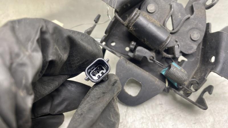 Fermeture de capot RENAULT TALISMAN BREAK Diesel - 1