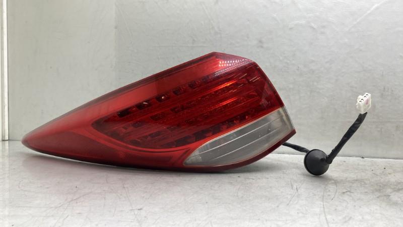 Fanale posteriore principale sinistro (luci) HYUNDAI I 40 PHASE 1 BREAK Diésel - 1