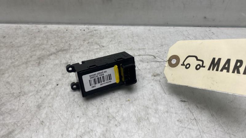 Interruttore lavacristalli posteriore sinistro HYUNDAI I 40 PHASE 1 BREAK Diésel - 1