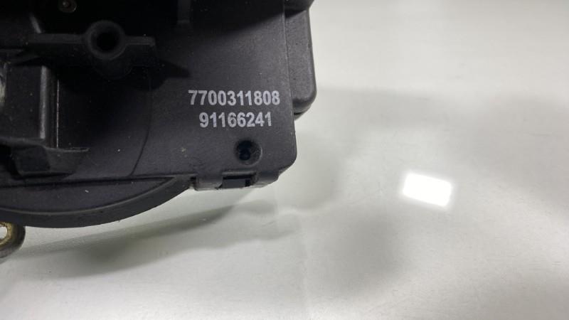 Serrure avant droit RENAULT TRAFIC 2 PHASE 2 Diesel - 1