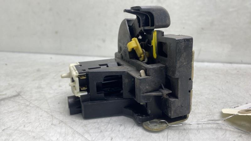 Serrure avant gauche RENAULT CLIO 2 PHASE 1 Essence - 1