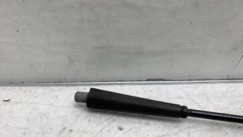 Antenne SUZUKI SWIFT 3 Diesel - 1