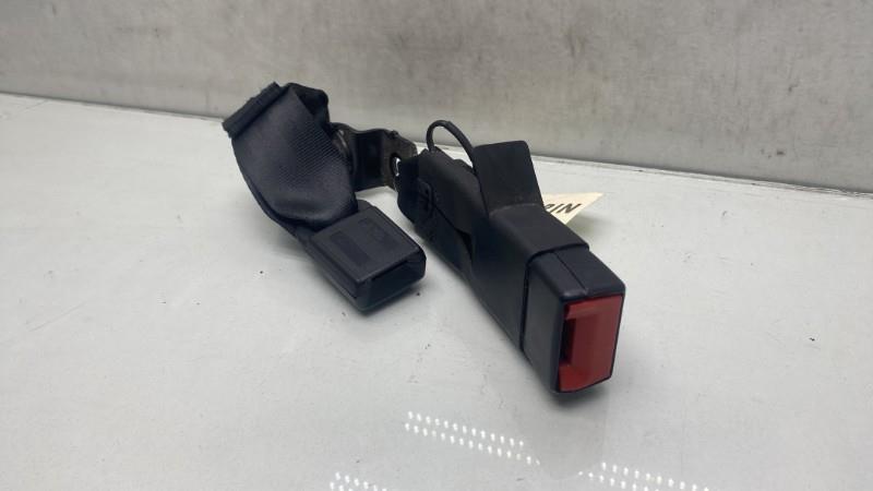 Aggancio cintura sicurezza posteriore destro TOYOTA AVENSIS 3 PHASE 1 Diésel - 1