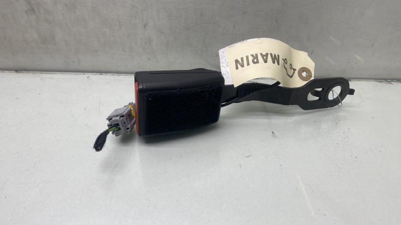 Aggancio cintura sicurezza anteriore destro PEUGEOT 208 1 PHASE 1 Diésel - 1
