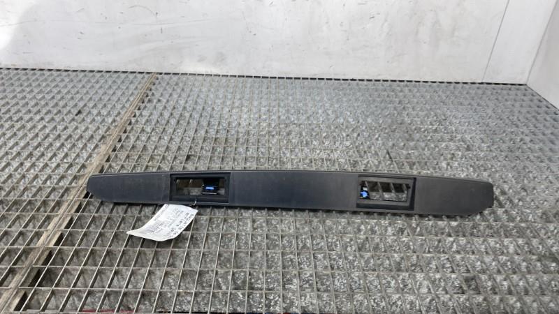 Modanatura portiera posteriore sinistra  RENAULT TRAFIC 3 COURT PHASE 1 Diésel - 1