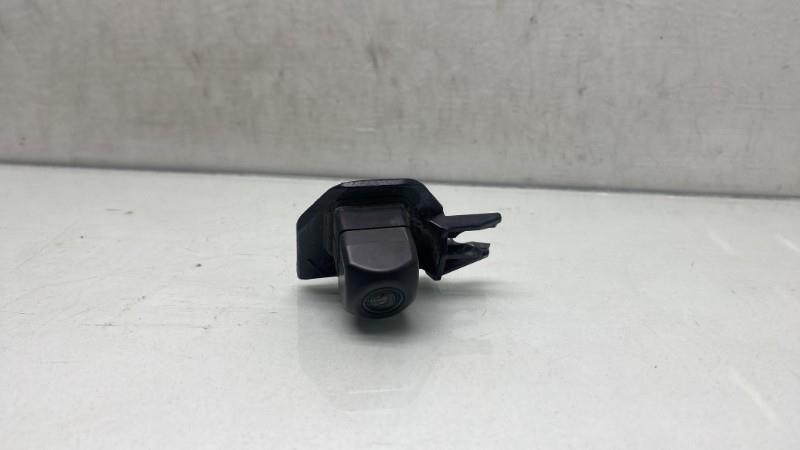 Camera de recul TOYOTA YARIS 3 PHASE 3 Essence - 1