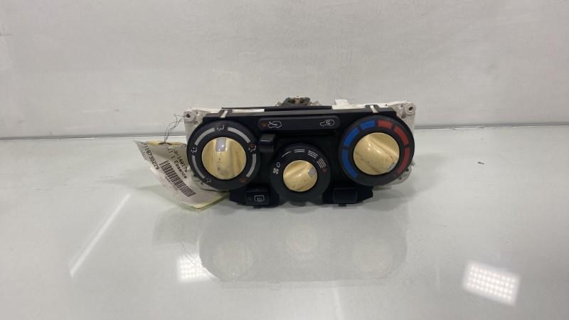 Commande chauffage NISSAN MICRA 3 PHASE 1 Essence - 1