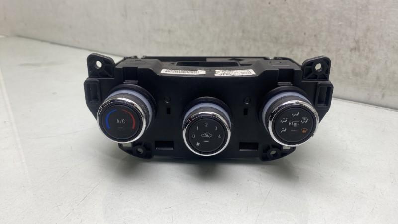 Commande chauffage OPEL KARL Essence - 1