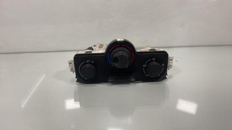 Commande chauffage RENAULT MEGANE 2 PHASE 1 Diesel - 1