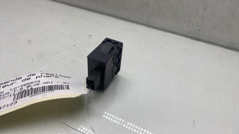 Commande de phare CITROEN C4 CACTUS Diesel - 1
